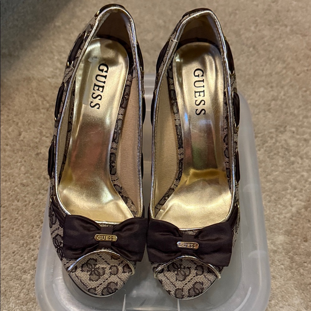 Guess Women's Brown Lace Bow Heels
